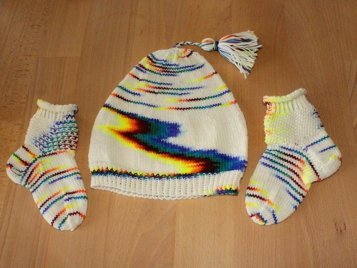 Strickanleitung Babyset, Mütze und Socken ca. 7 - 12 Monate   #249