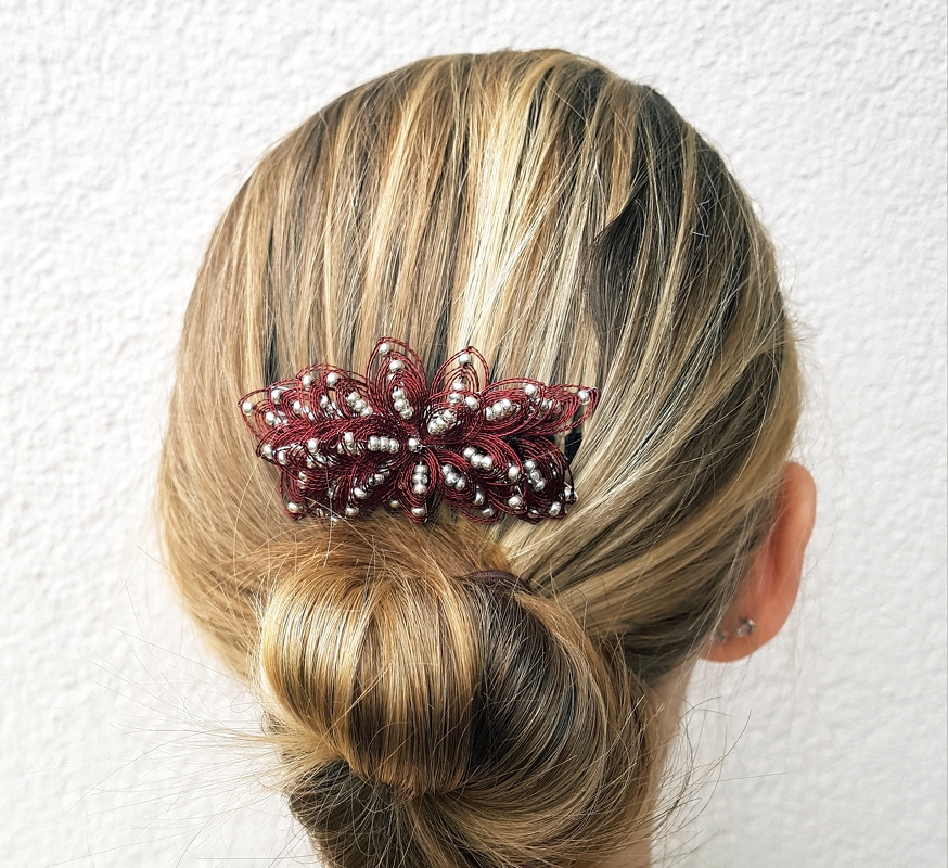 Blütenhaarkamm "Viola"