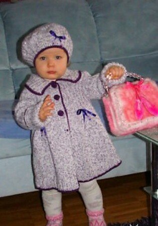 Ein Mantel mit Mütze für eine kleine Prinzessin, Strickanleitung