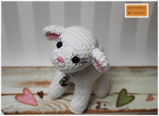 Little Baby Lamb / Amigurumi