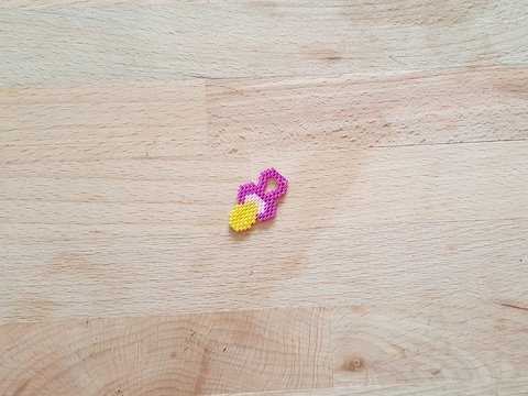 Kleiner Schnuller / Charm / Anhänger / Ohrring