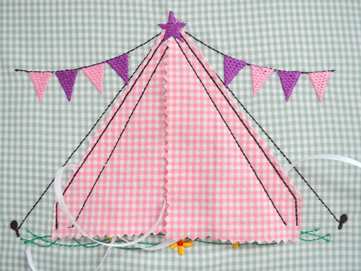 Stickdatei Zelt mit 3D Zelteingang 13x18cm