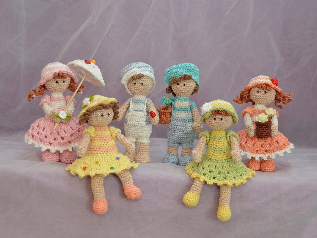 Rasselbande Kinder im Frühling mit DIY-Schaukel, Sonnenschirm,Gießkanne und Blumentopf - Bild 17