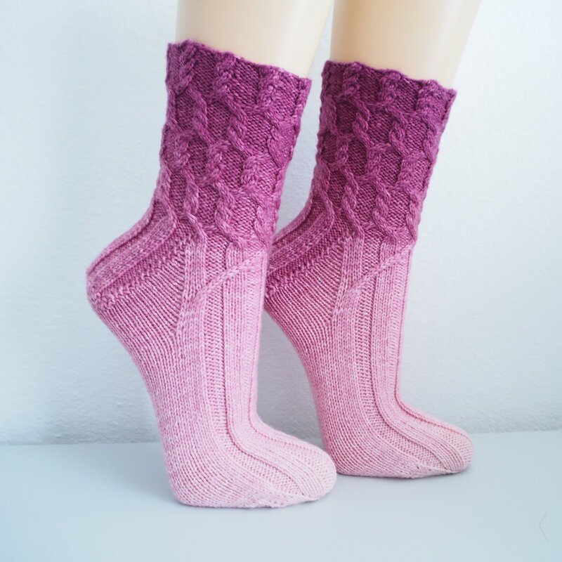 Bellana - Zopfmuster Socken