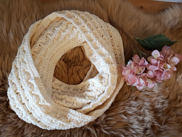 Loop und Mütze "Schneeweißchen" Set Häkelanleitung