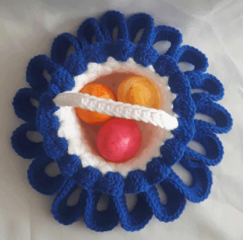 Osterkörbchen mit Deckchen