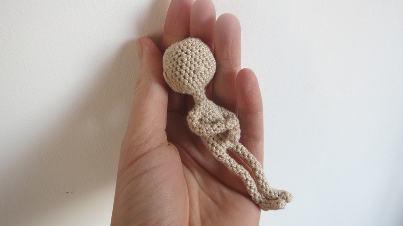 Tiny doll basic - crochet doll body
