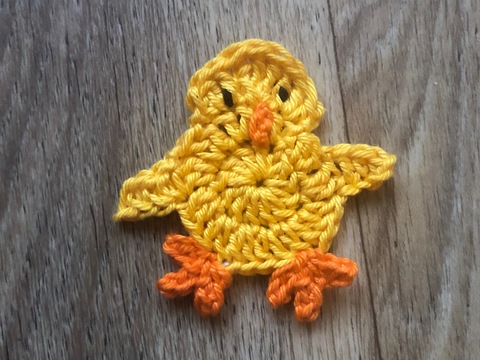 süße Küken Applikation für die Ostertage