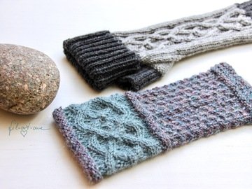 Armstulpen mit keltischem Flechtmuster, 2 Strickanleitungen im Set