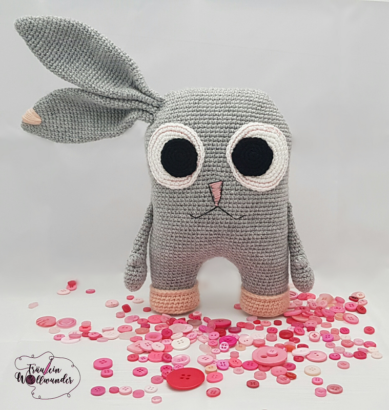 Häkelanleitung > Kuschelbuddie No.1 Hase Holly <