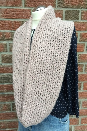 Strickanleitung für Loopschal "Träumerei"