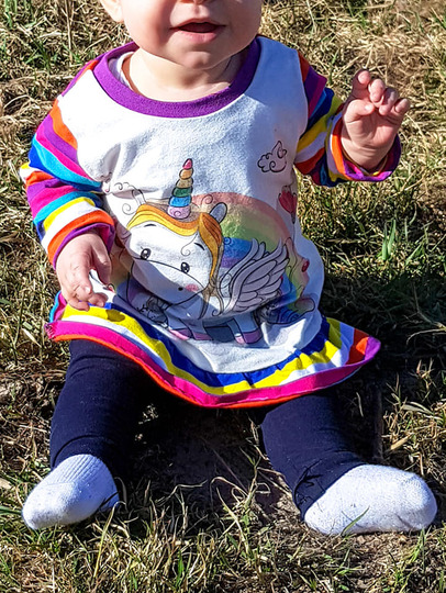 Babytunika Tilda Gr. 50 - 92 Rüschen Raffung Nähanleitung Schnittmuster