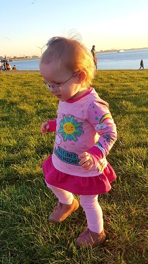 Babytunika Tilda Gr. 50 - 92 Rüschen Raffung Nähanleitung Schnittmuster