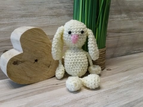 Häkelanleitung Hase Nikita- 20 cm groß- perfekt auch für Anfänger