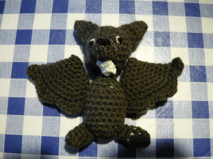 Häkelanleitung Fledermaus Magnet