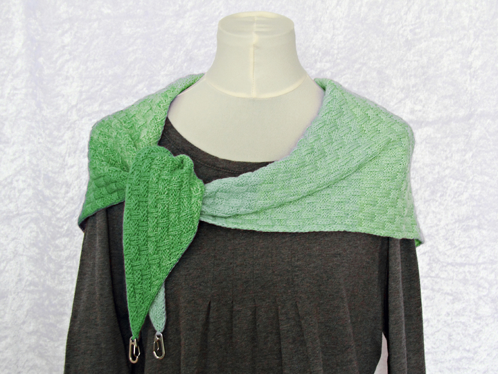 Strickanleitung Tuch Kreuz und quer, Dreieckstuch in zwei Varianten