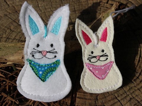 Hasen / Osteranhänger ♥ ITH 10X10 embroidery