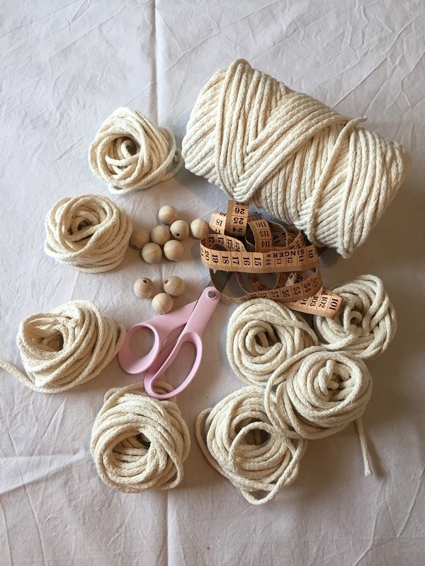 Macrame Plant Hanger DIY - Image 5