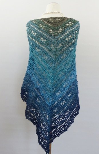 In'finito 5.0 Häkelanleitung für ein schönes Schultertuch Endlostuch