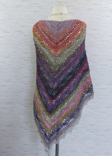 In'finito 5.0 Häkelanleitung für ein schönes Schultertuch Endlostuch