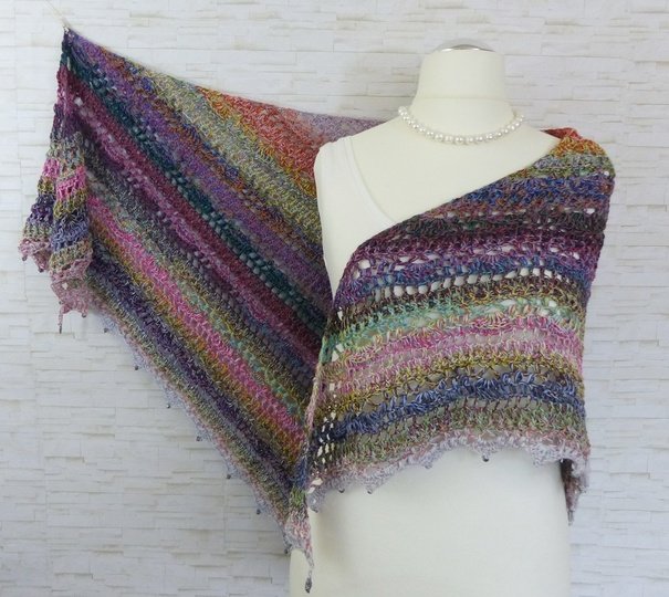 In'finito 5.0 Häkelanleitung für ein schönes Schultertuch Endlostuch