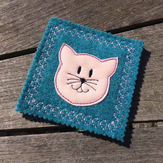 MugRug Katze ITH Stickdatei 10x10