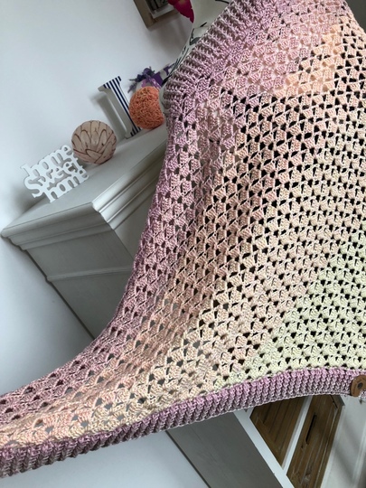 Häkelanleitung Dreieckstuch "Frühlingstanz"