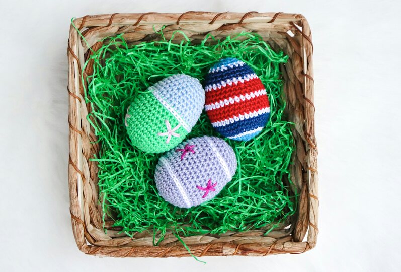 Häkelanleitung für festliche Ostereier in 3 Variationen, Ostereier häkeln