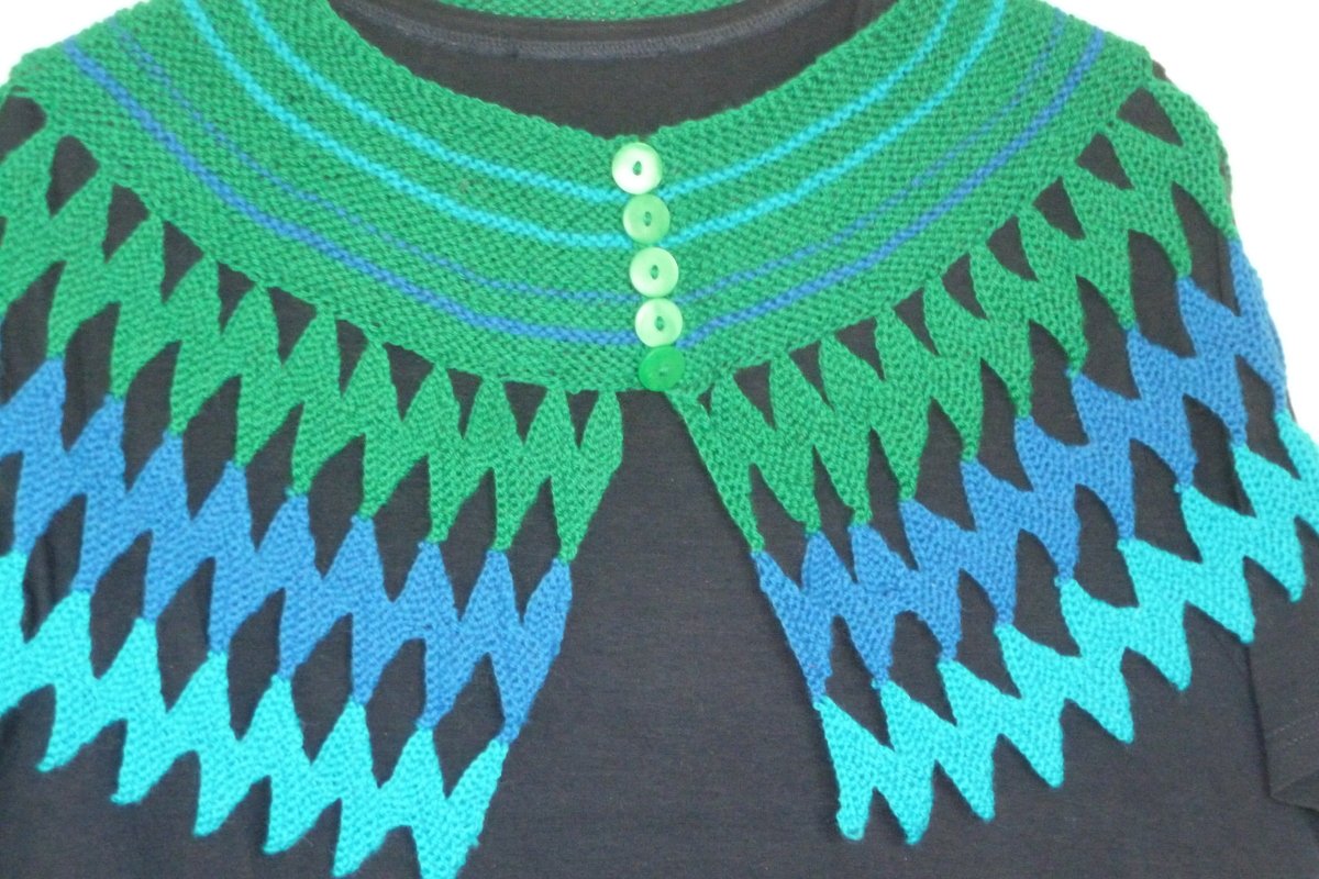 Strickanleitung zackiger Schulterwärmer