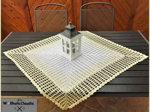 Häkelanleitung Mitteldecke "Unendlich"