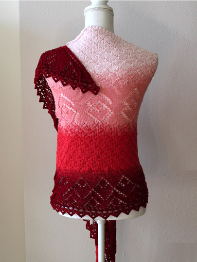 Strickanleitung sichelförmiges Tuch Anika