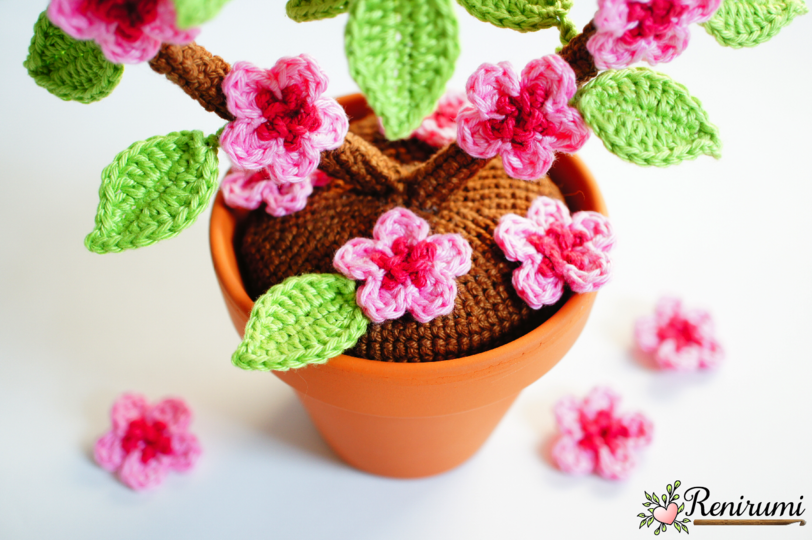 Crochet pattern Cherry Blossom Heart