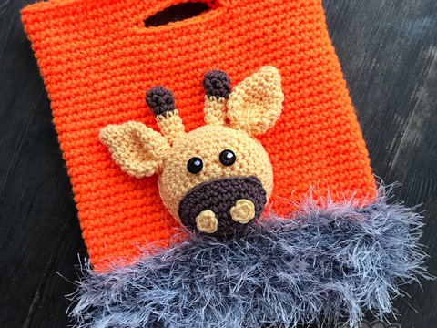 Minitasche mit Giraffenapplikation in 3D Optik