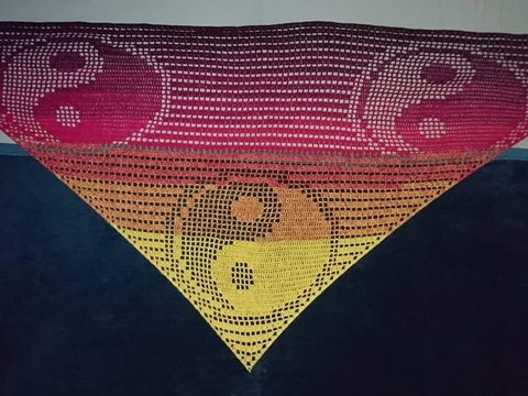 Motivtuch "Yin Yang", Dreieckstuch, Häkelanleitung