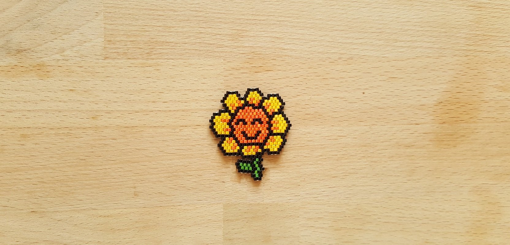 freundliche Sonnenblume / Anhänger / Ohrring / Schlüsselanhänger