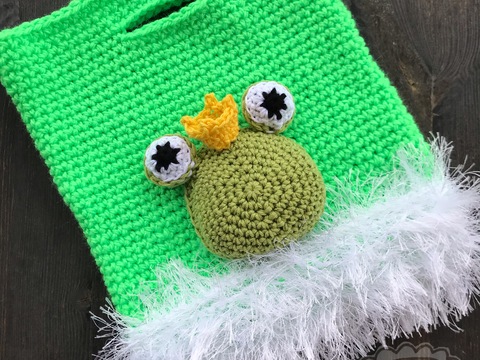 Minitasche mit Froschapplikation in 3D Optik