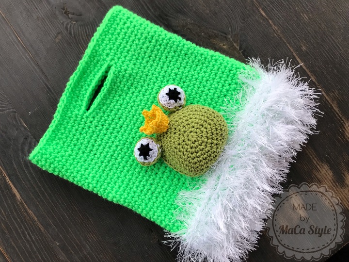 Minitasche mit Froschapplikation in 3D Optik