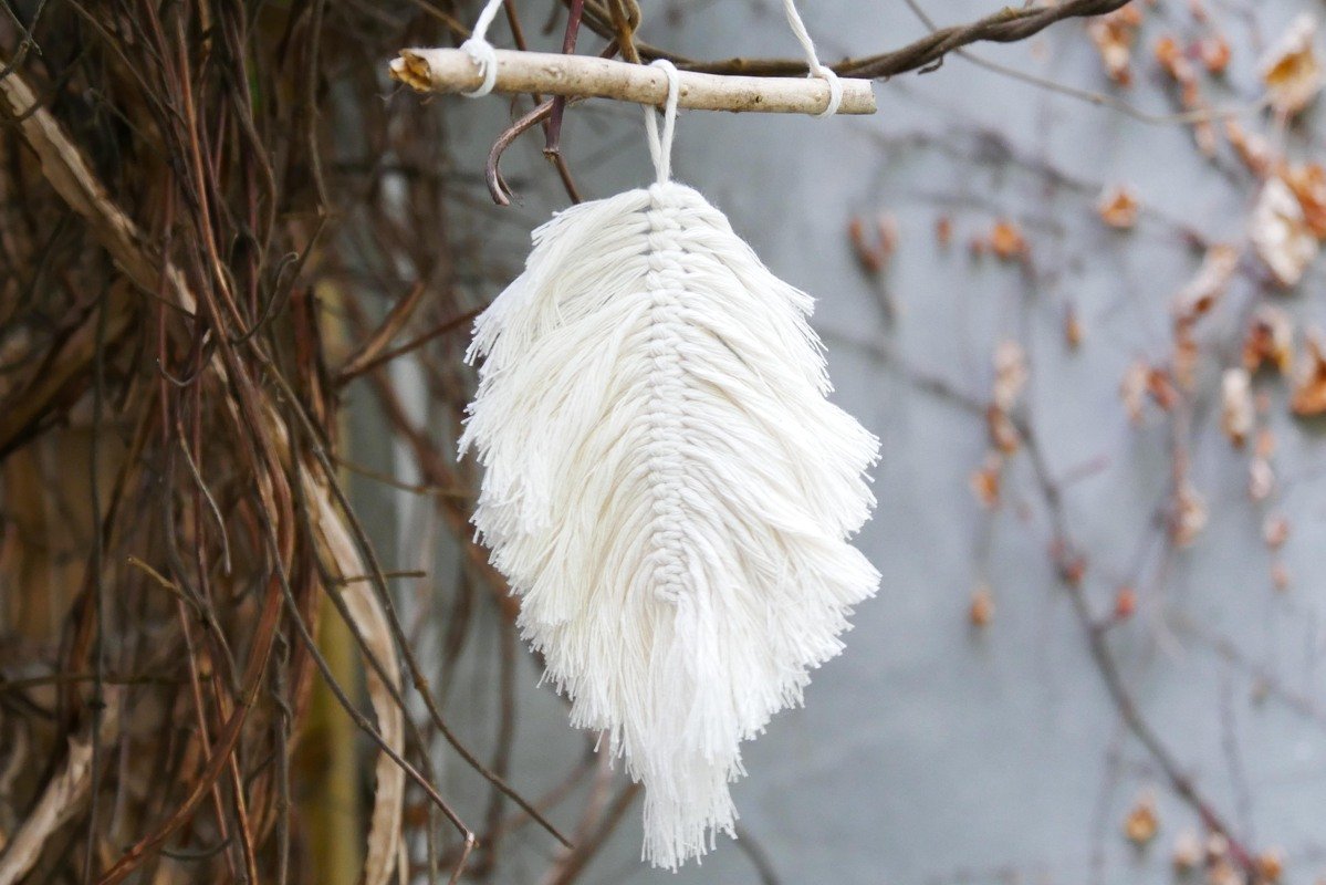 Makramee Feder - kostenlose Anleitung