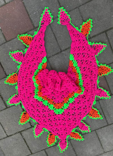 Dreieckstuch „FlammenLace“