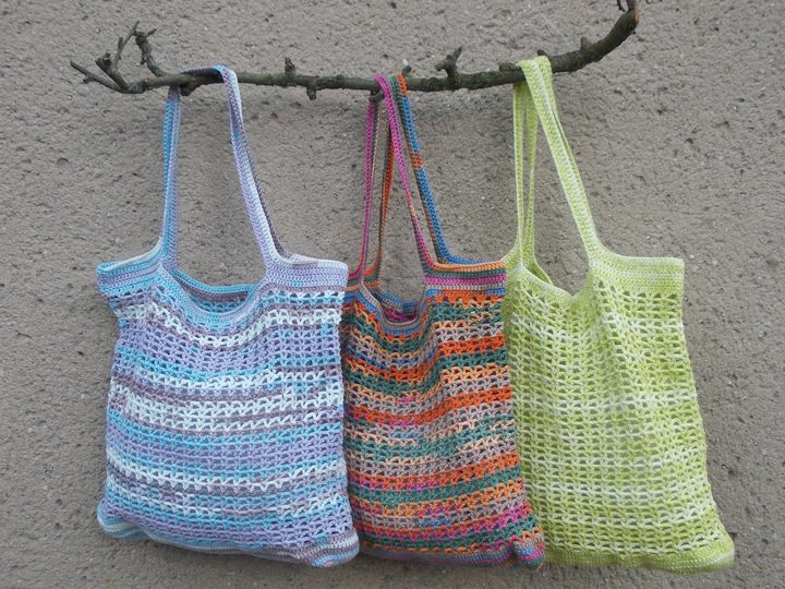 einfache Häkelanleitung für eine Tasche/Beutel aus Baumwollgarn im Netzmuster