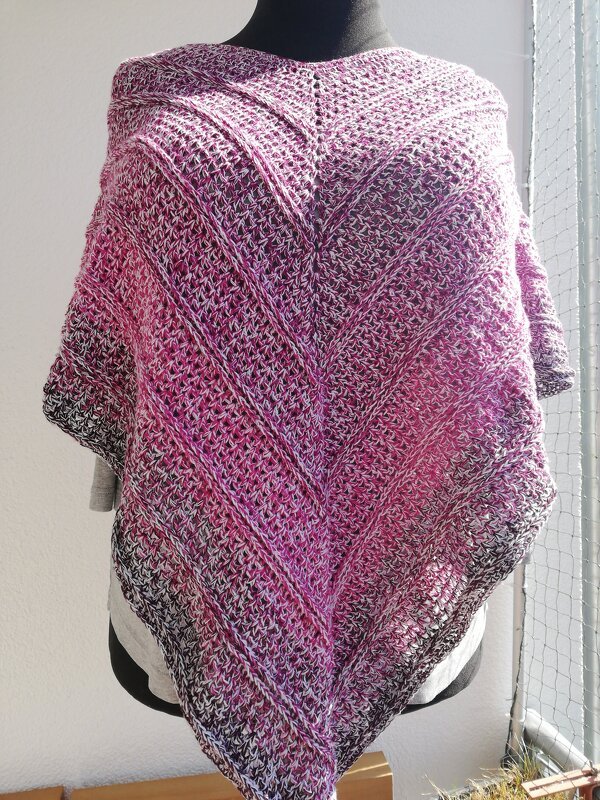 Poncho Gesellenstückchen - Bild 3