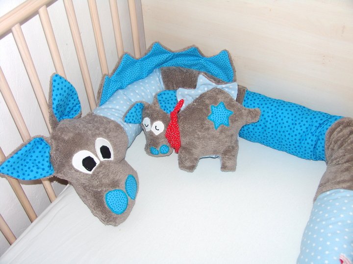 E-Book Bettschlange Dino Frido - Nähanleitung, Schnittmuster mit Maßangaben