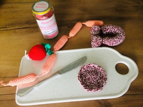 Häkelanleitung "Mir doch Wurst" - Wurst, Würstchen, Aufschnitt für Kinderküche und Kaufmannsladen