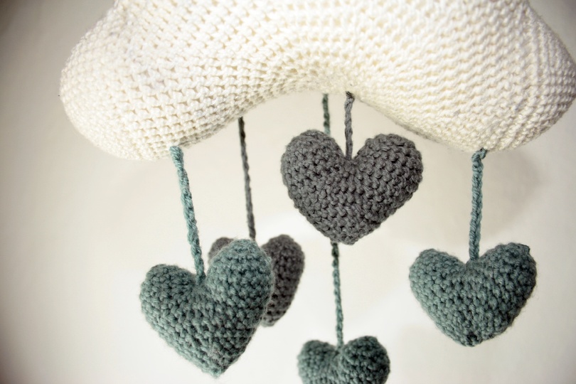 Wolken-Mobile "It's raining Love"