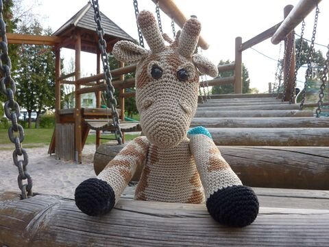 Häkelanleitung - Giraffe "Lara Langhals"