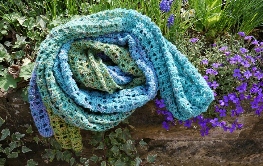 Frühlingsschal Nessie