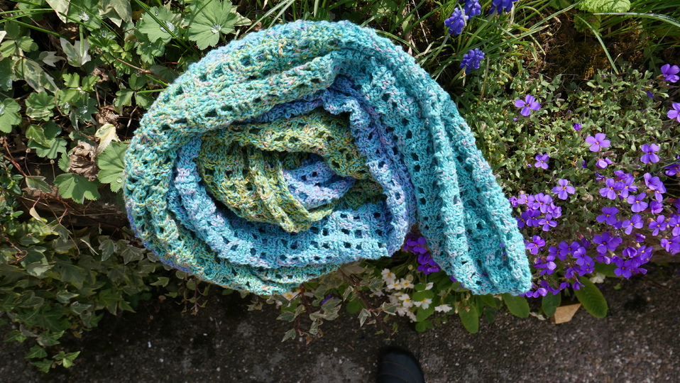 Frühlingsschal Nessie