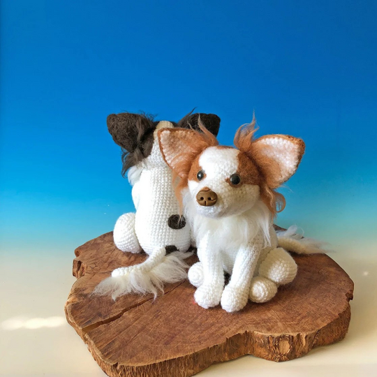 Crochet pattern for a sitting Chihuahua amigurumi dog