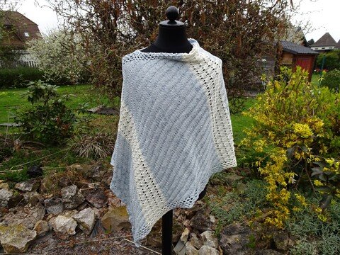 AnBuCo , gestrickter Poncho aus Baumwolle