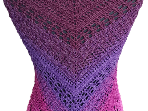 Gehäkeltes Dreieckstuch